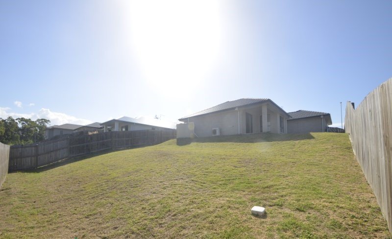 15 Blaxland Court GLEN EDEN 14