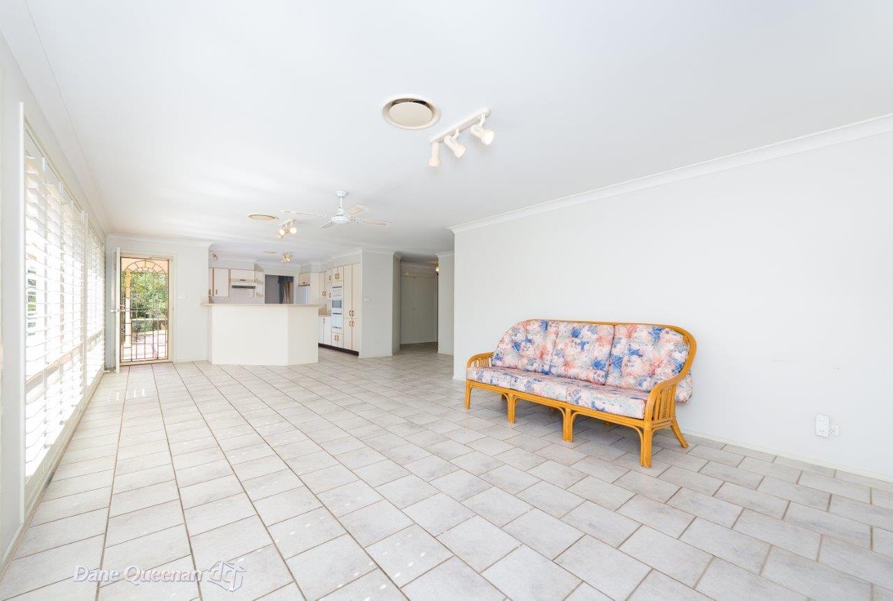 15 Bonito Street CORLETTE 14