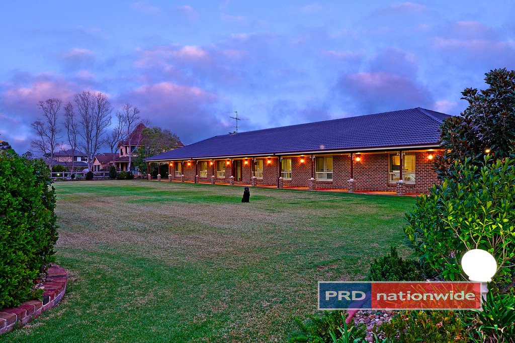 15 Bordeaux Place ORCHARD HILLS 4