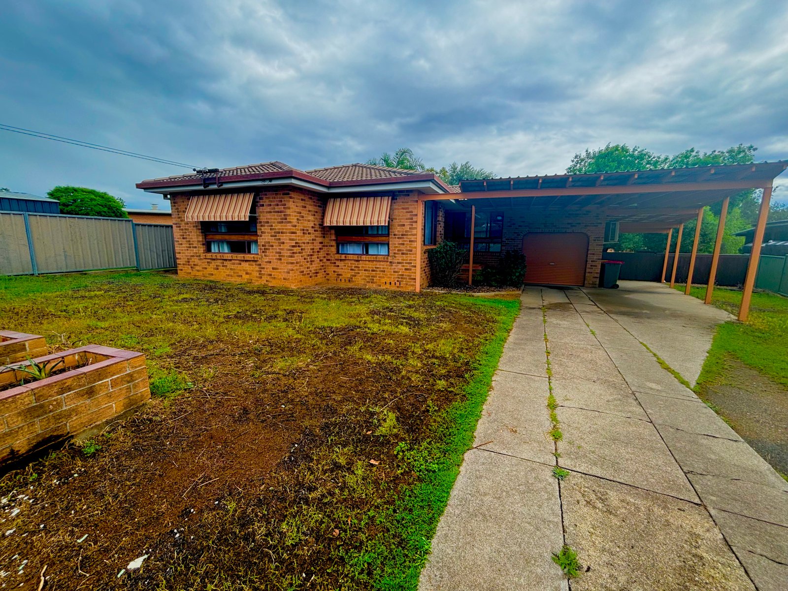 15 Boronia Drive TAMWORTH 1