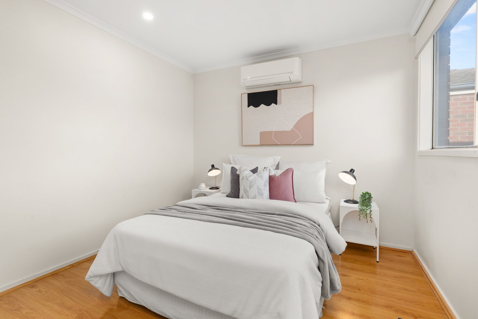 Gallery: 15 Brindalee Mews