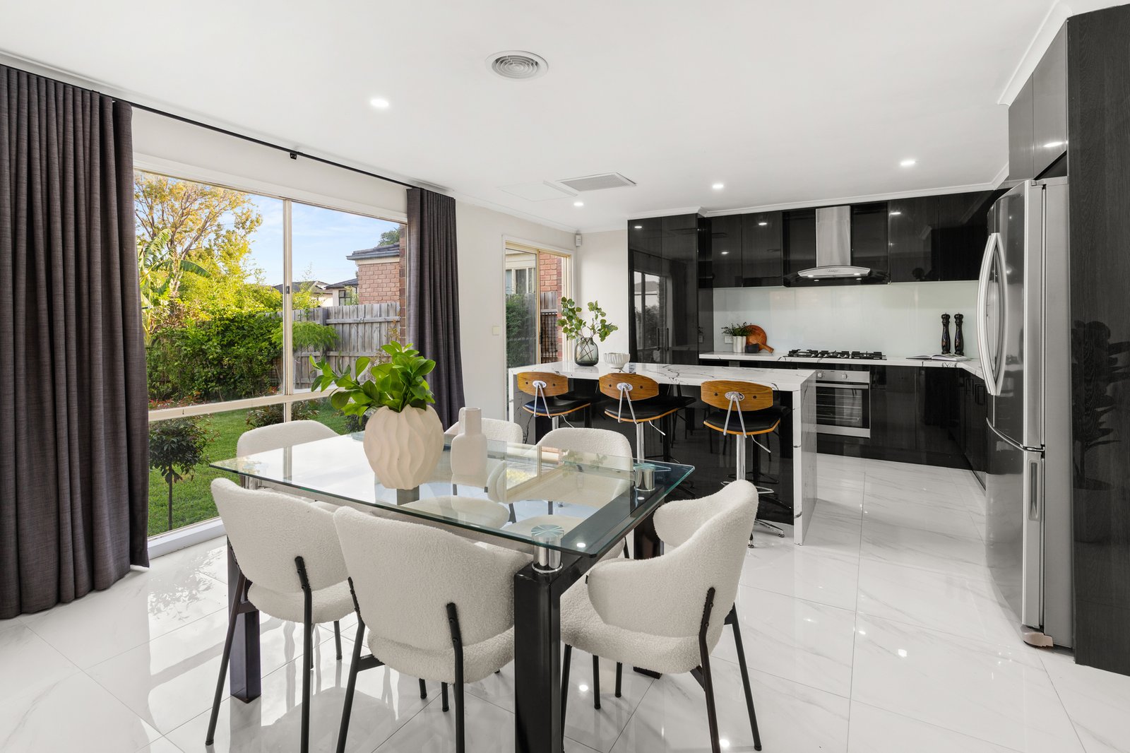 Gallery: 15 Brindalee Mews