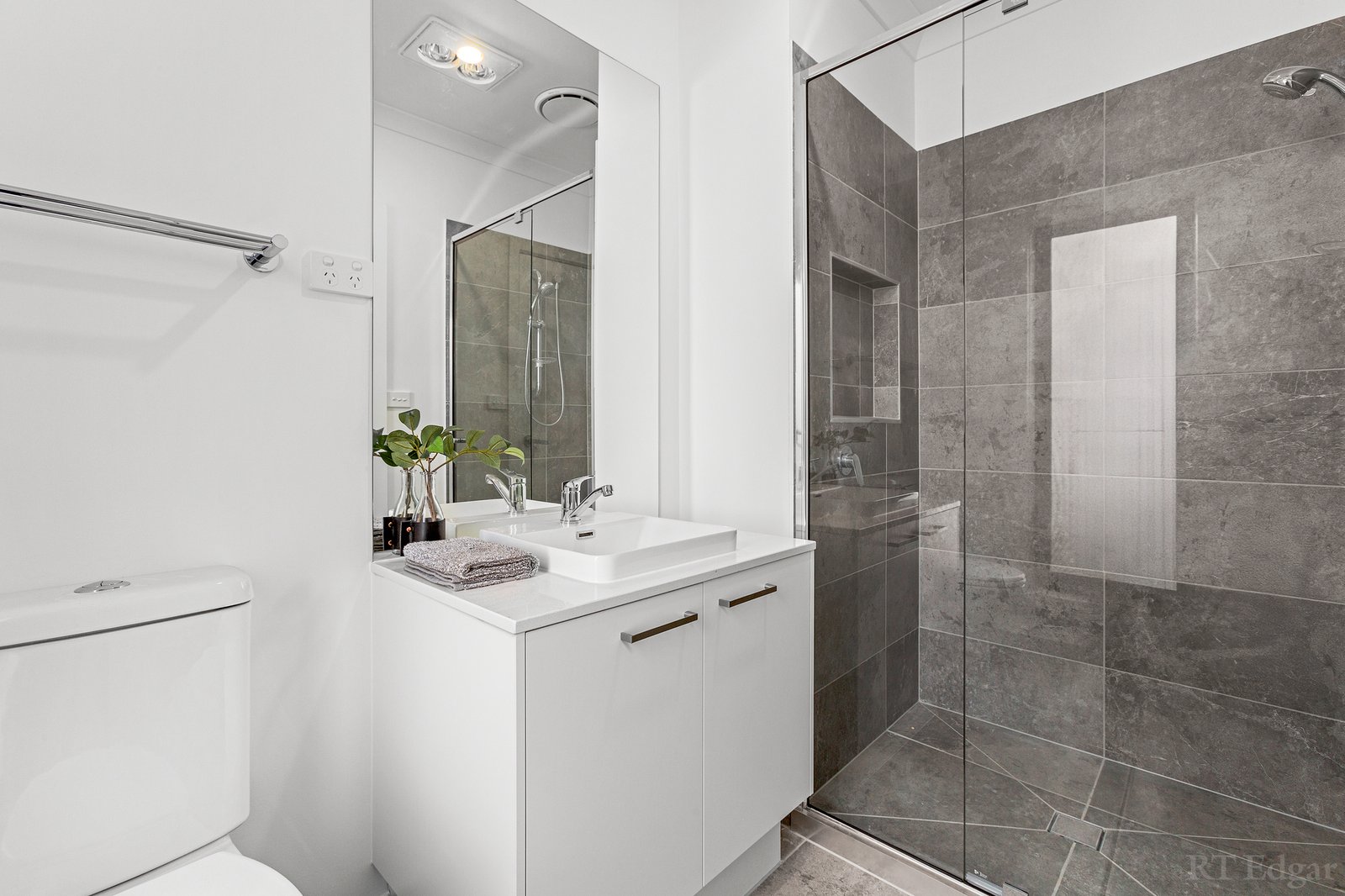 Real Estate and Property in 15 Bronzewing Street, Ocean Grove, VIC