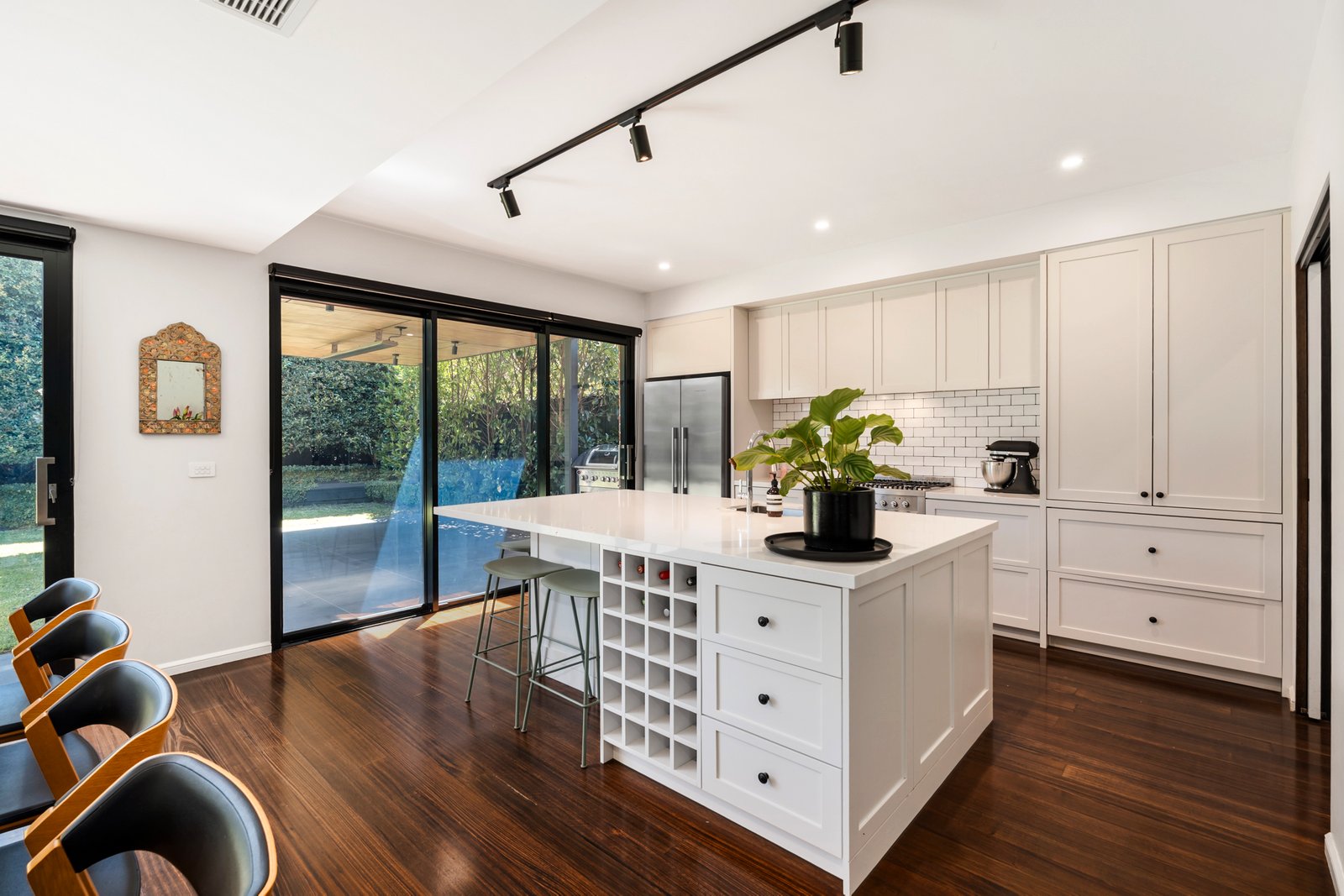 Real Estate and Property in 15 Brooklyn Avenue, Caulfield South, VIC