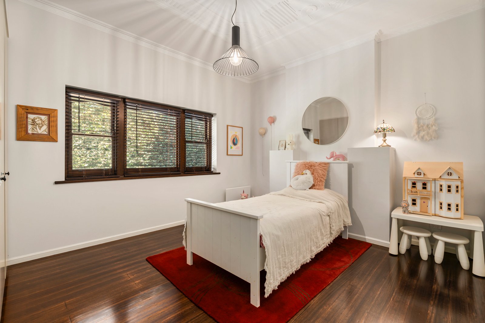 Real Estate and Property in 15 Brooklyn Avenue, Caulfield South, VIC