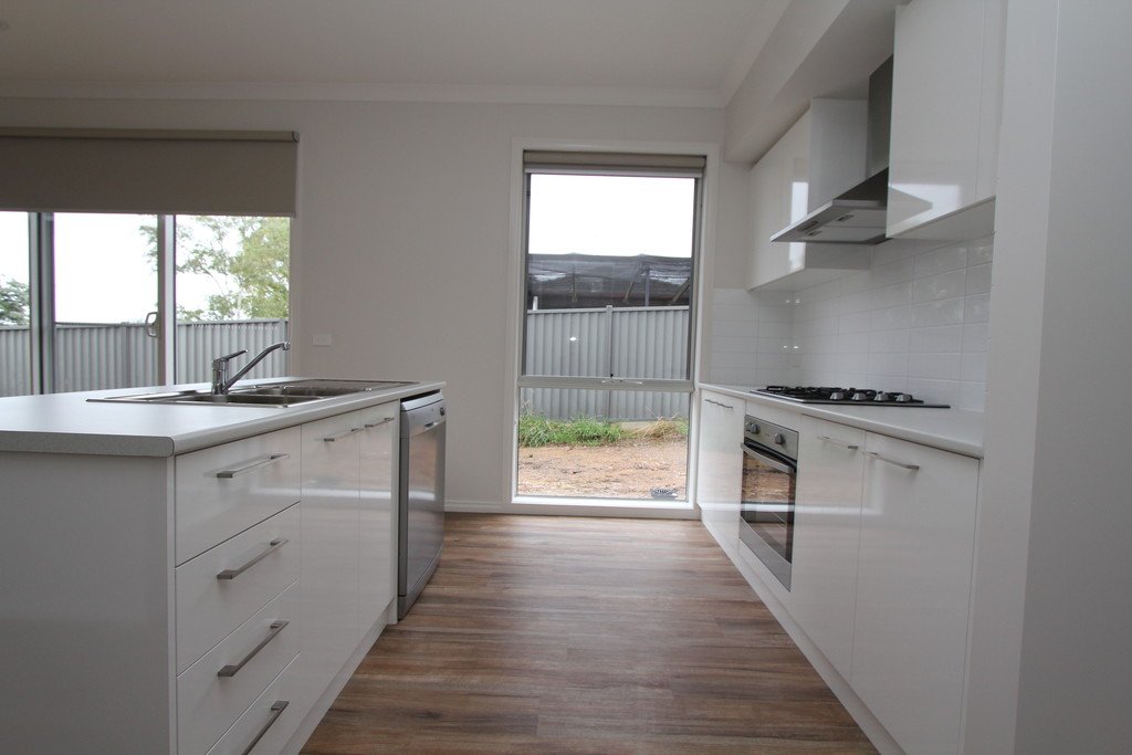 1/5 Broomfield Road CRESWICK 4