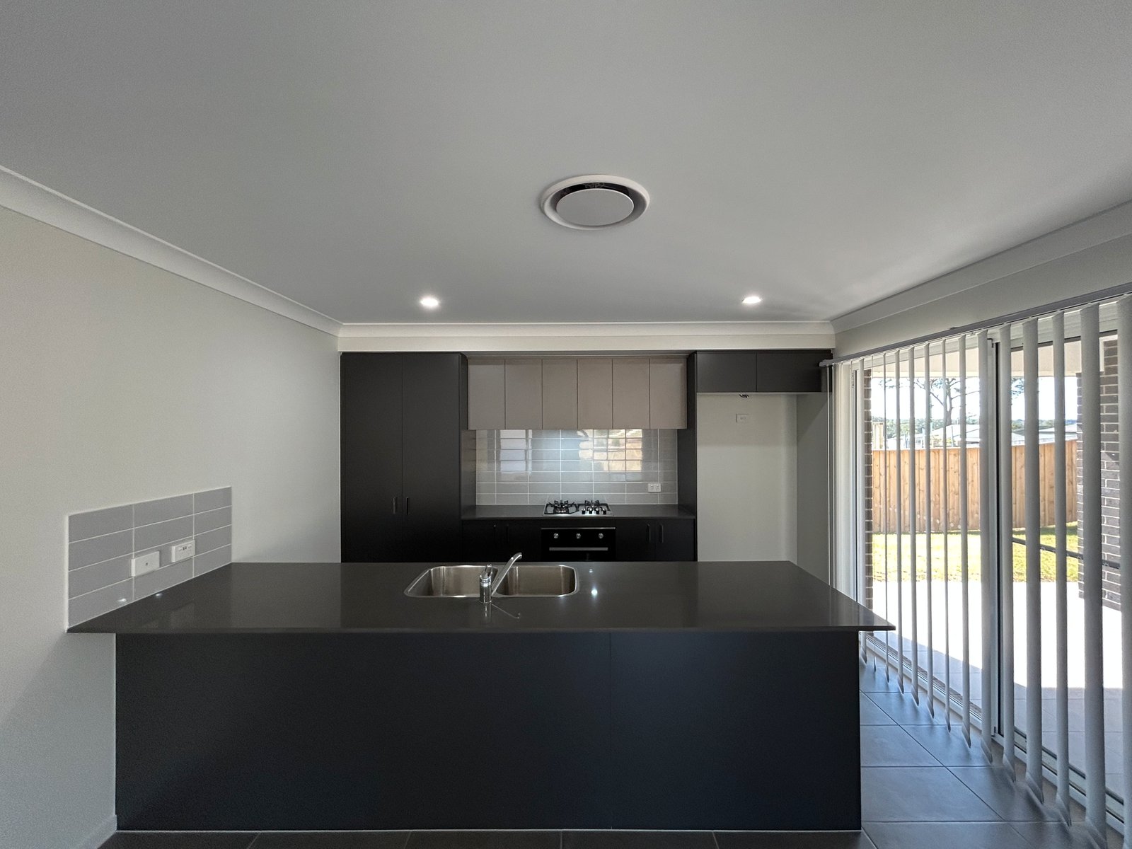 15 Brown St  Bellbird 4
