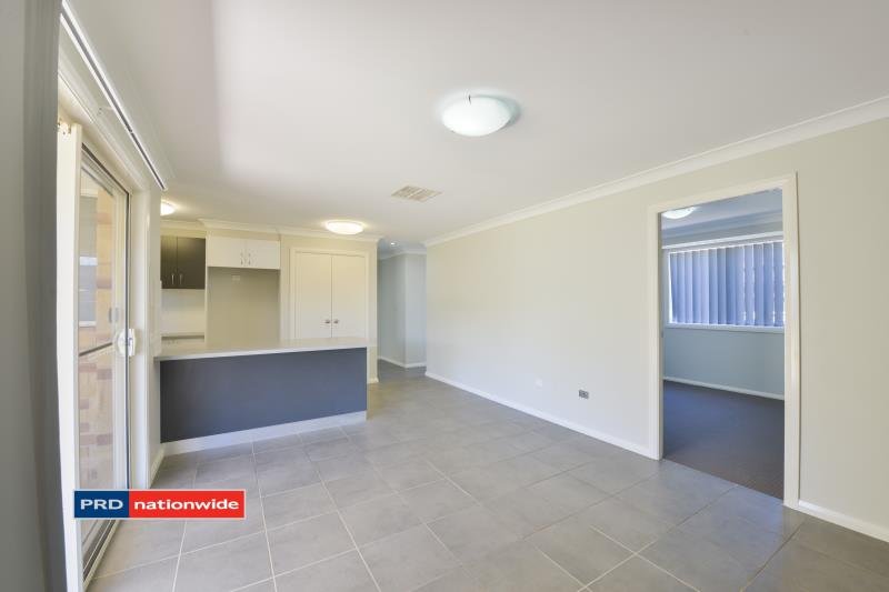 15 Brushbox Grove TAMWORTH 6