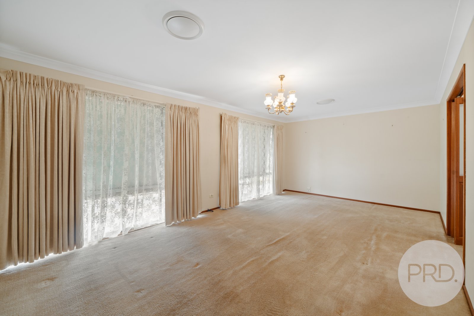 15 Buchhorn Street TOLLAND 3