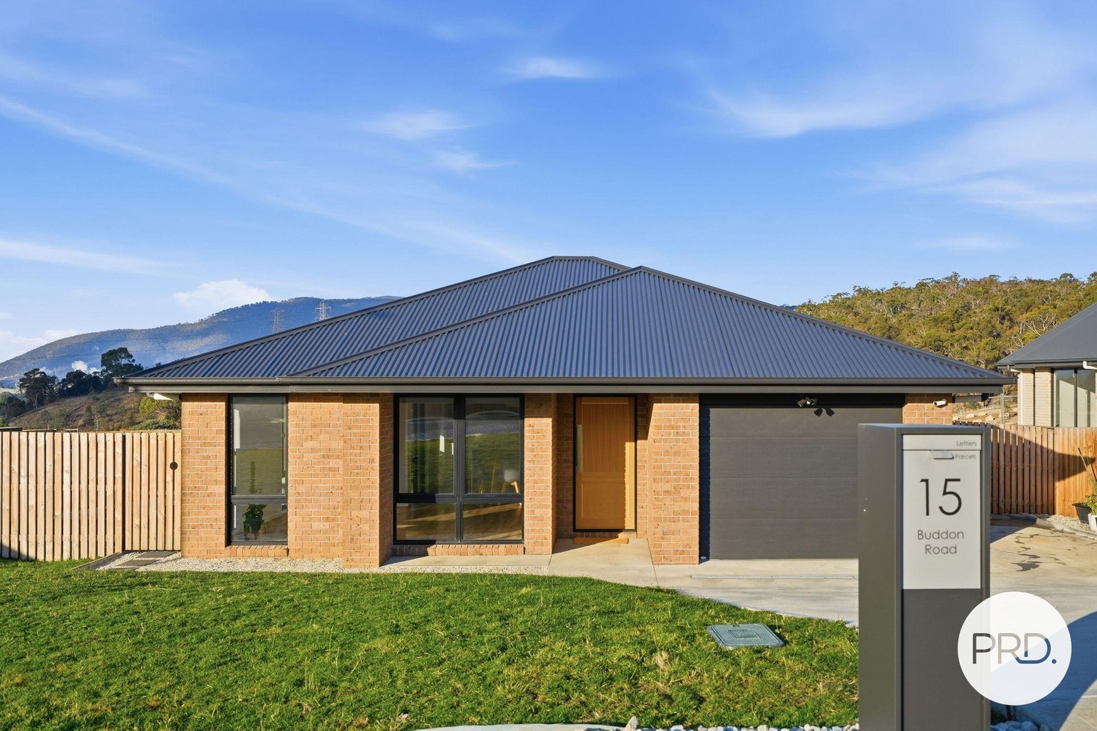 15 Buddon Road NEW NORFOLK 1