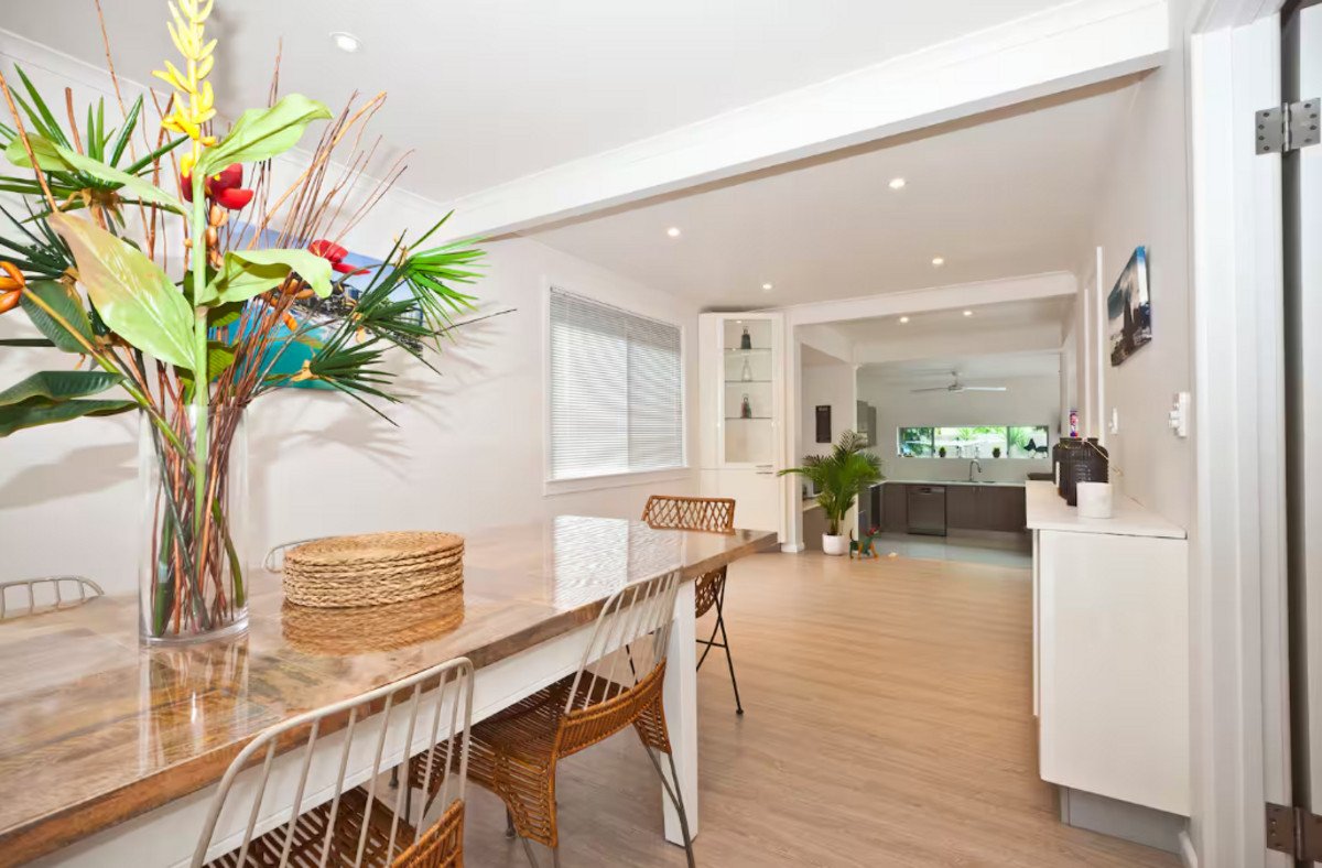 15 Bunyip Street Burleigh Heads 8