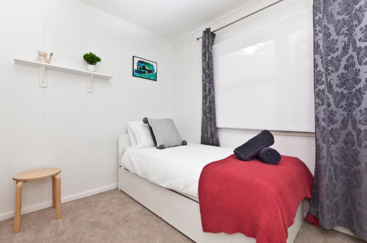 15 Bunyip Street Burleigh Heads 14