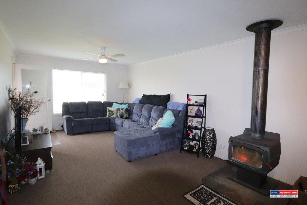 15 Burgun Drive TUMBARUMBA 2