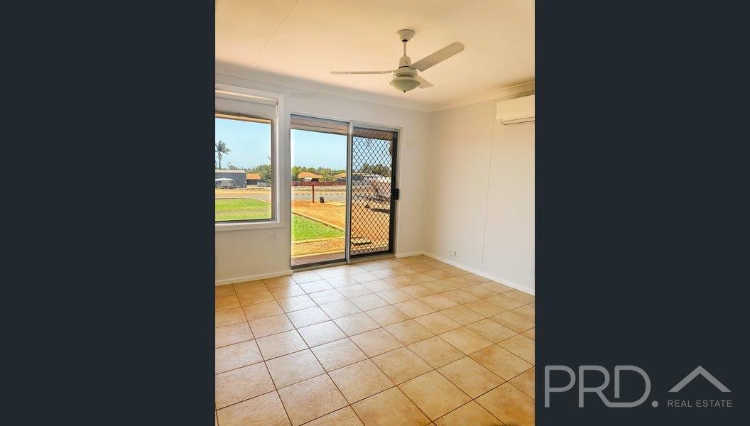 15 Burke Crescent DAMPIER 13