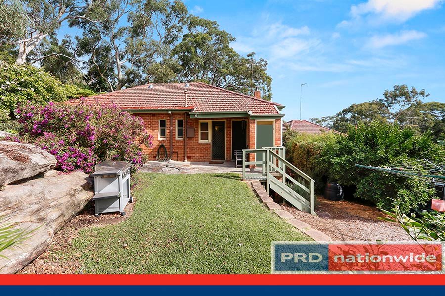 15 Burke Crescent OATLEY 8