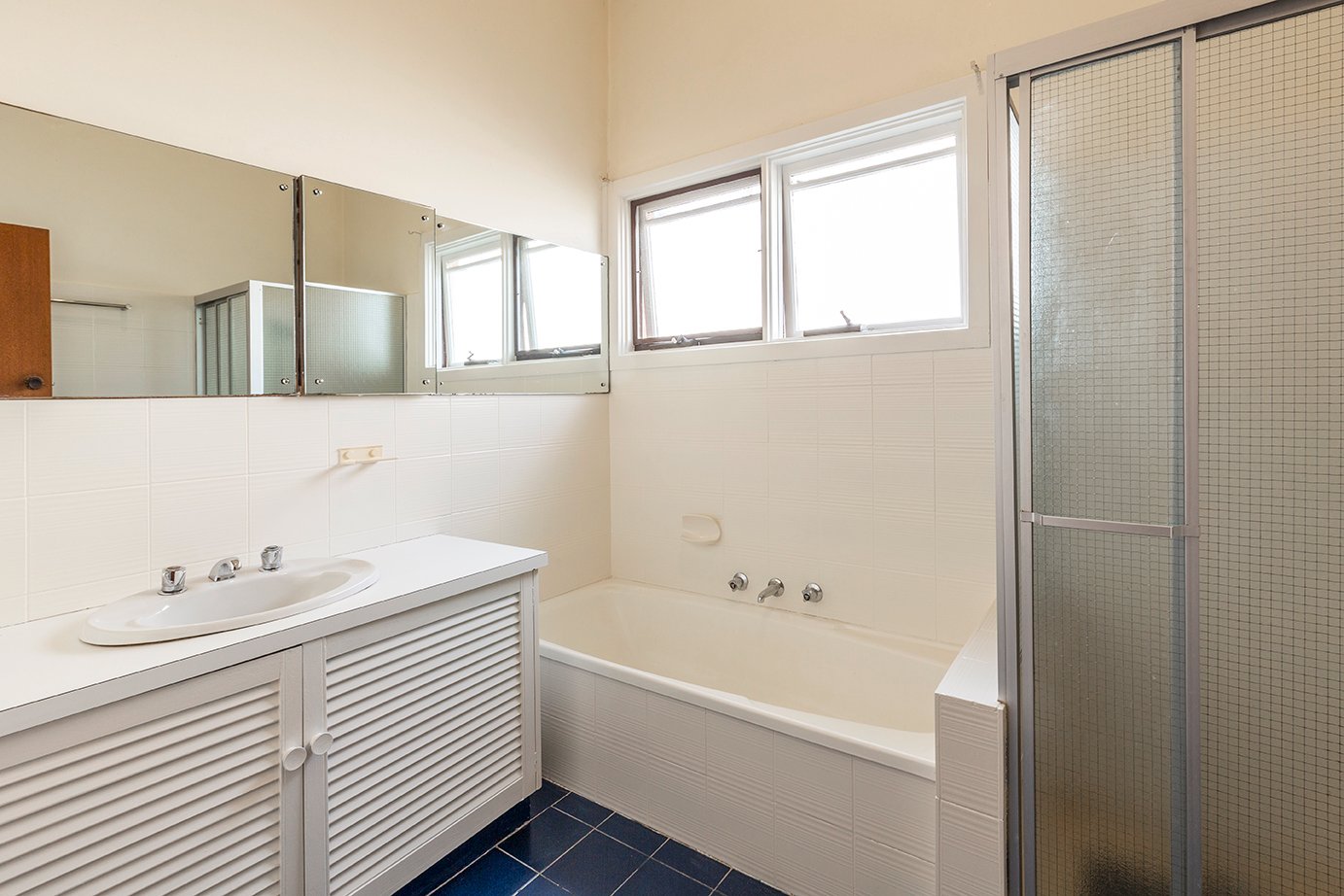 Real Estate and Property in 15 Burrindi Road, Caulfield South, VIC