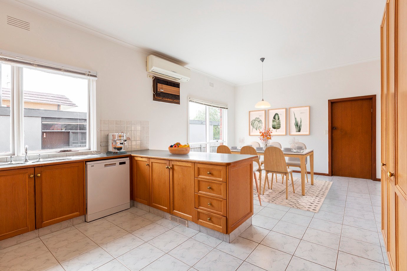Real Estate and Property in 15 Burrindi Road, Caulfield South, VIC