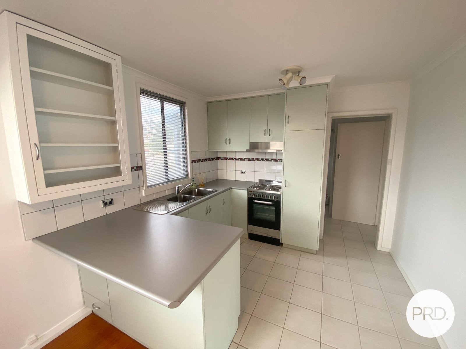 15 Burton Street GLENORCHY 5