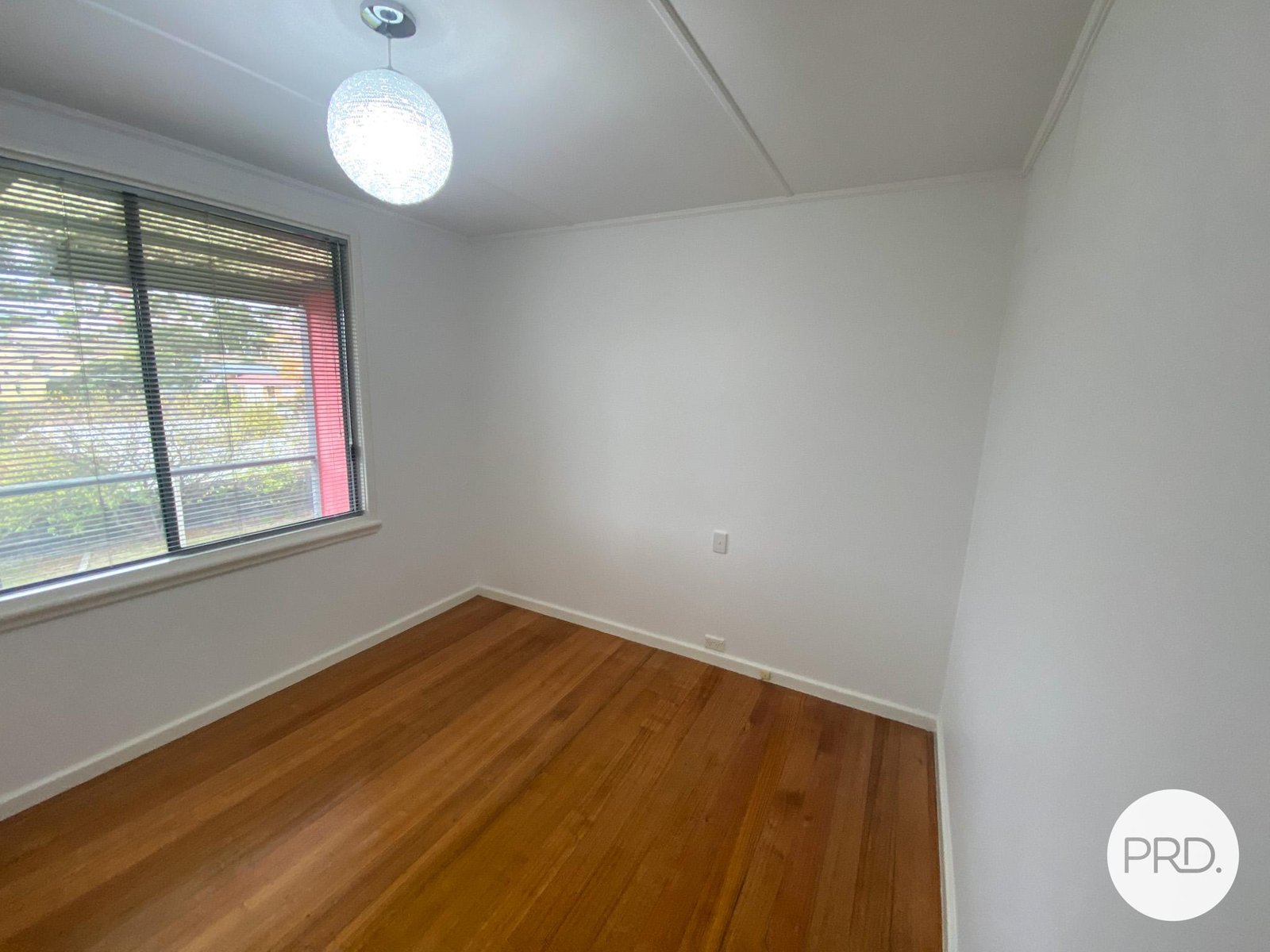 15 Burton Street GLENORCHY 9