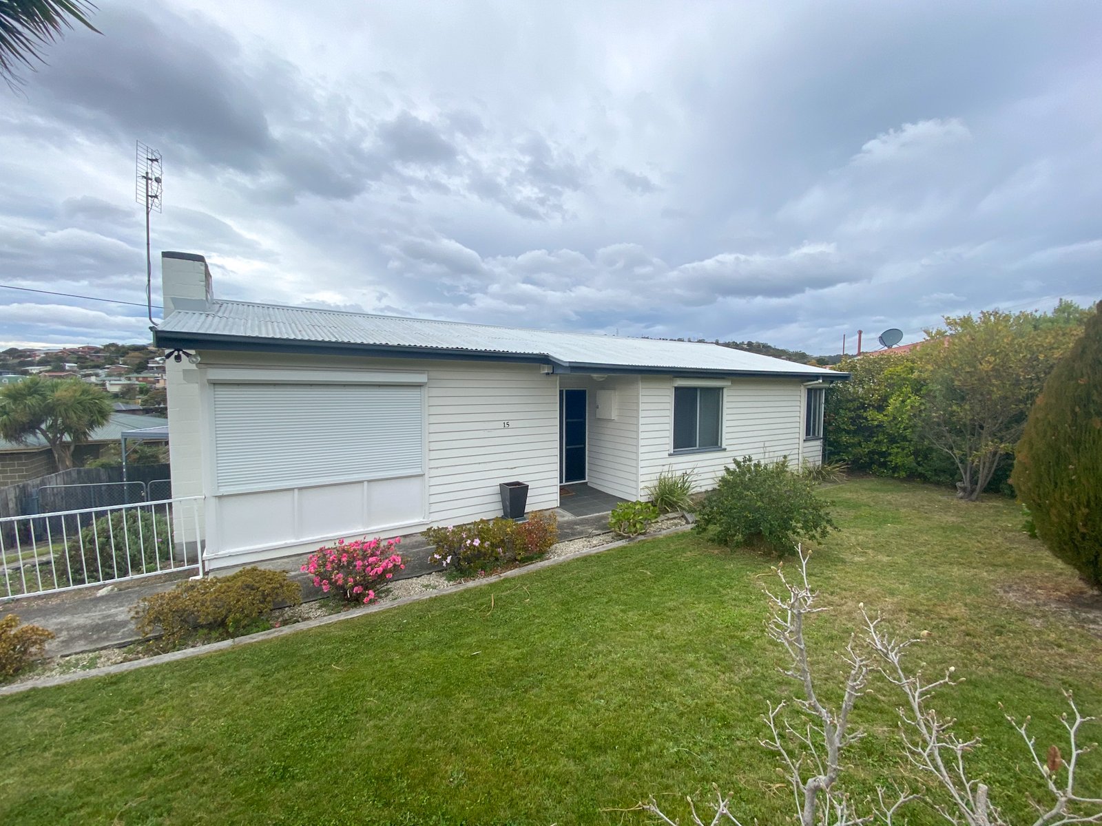 15 Burton Street GLENORCHY 1