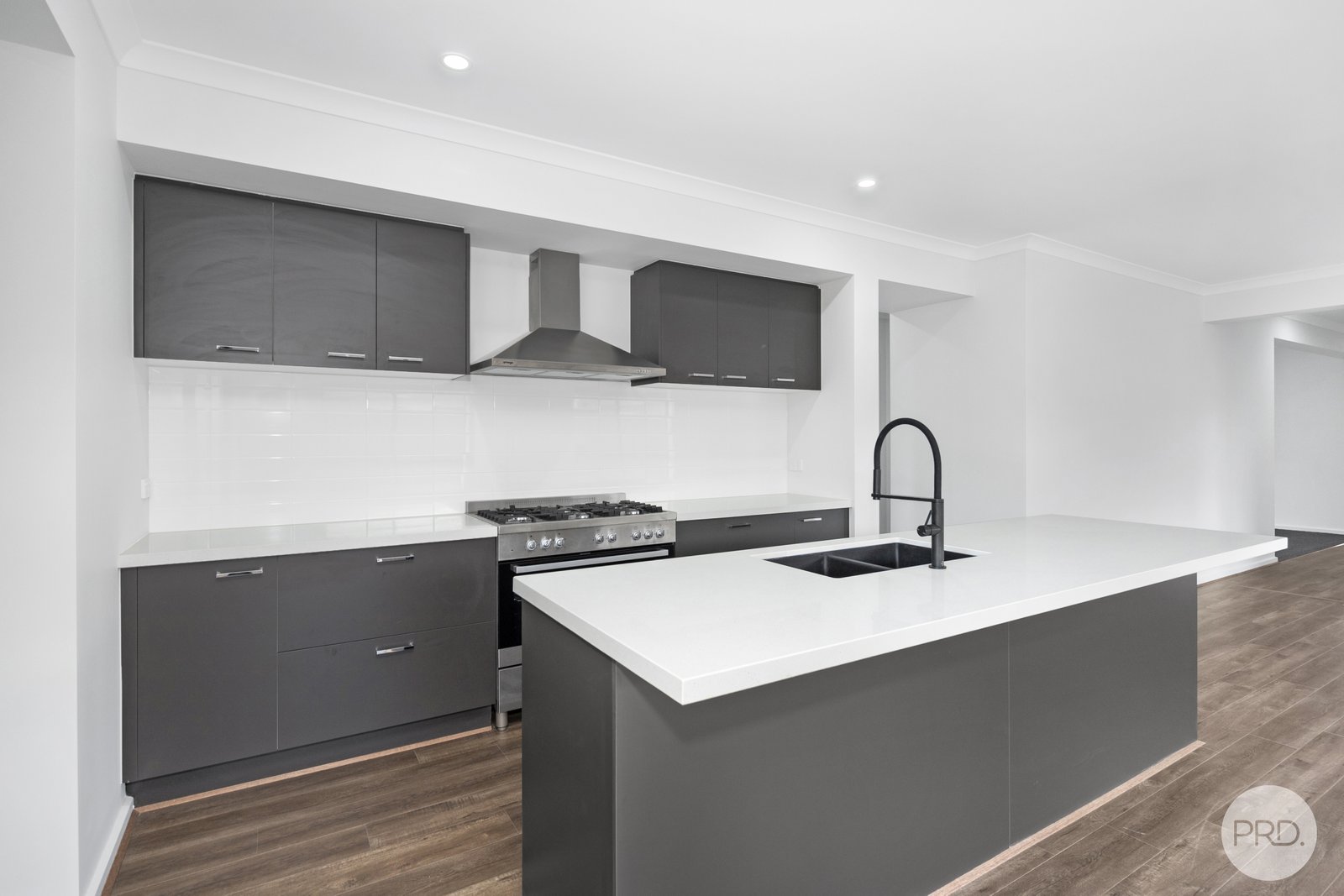 15 Butler Street LUCAS 8