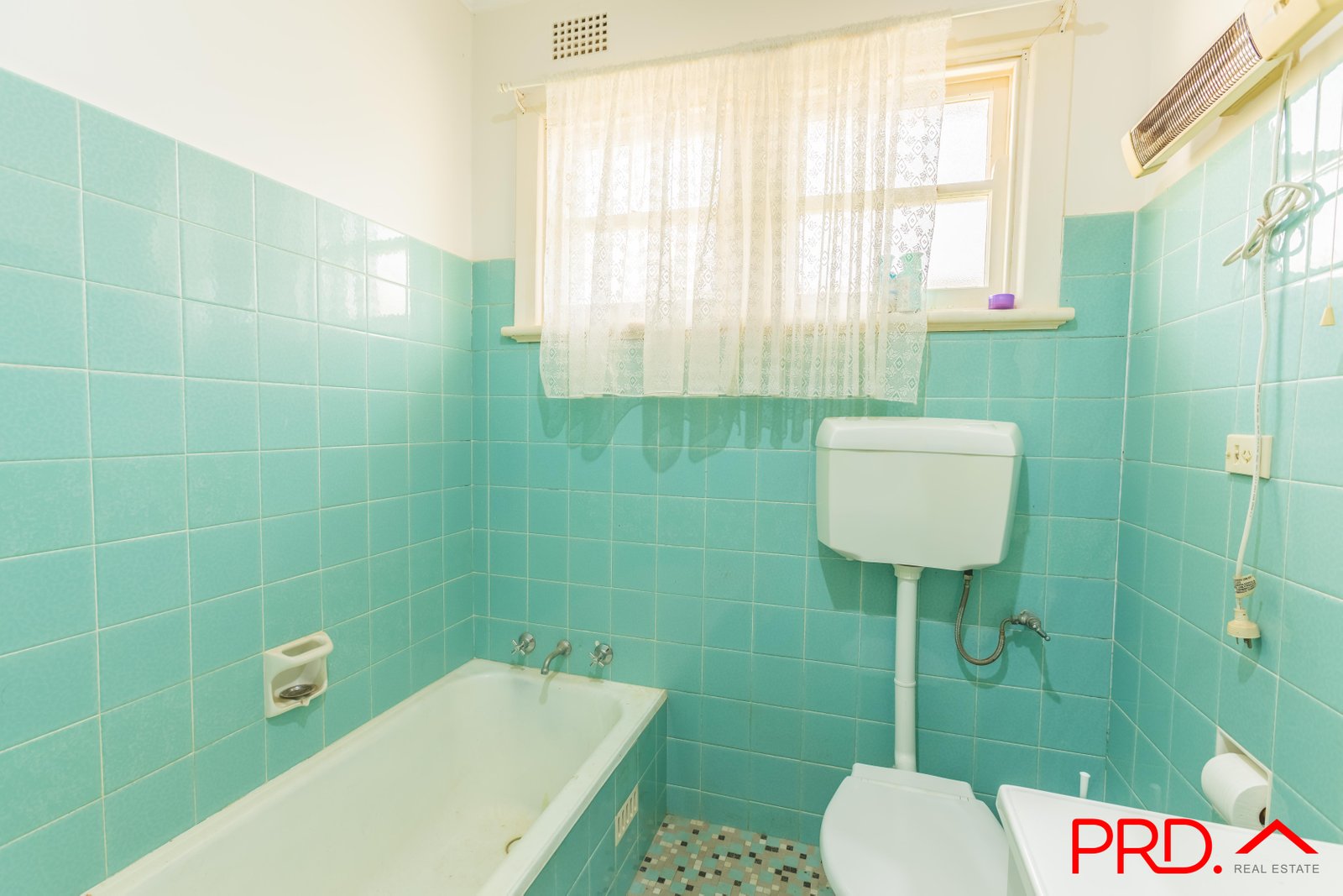 15 Cambridge Street TAMWORTH 10