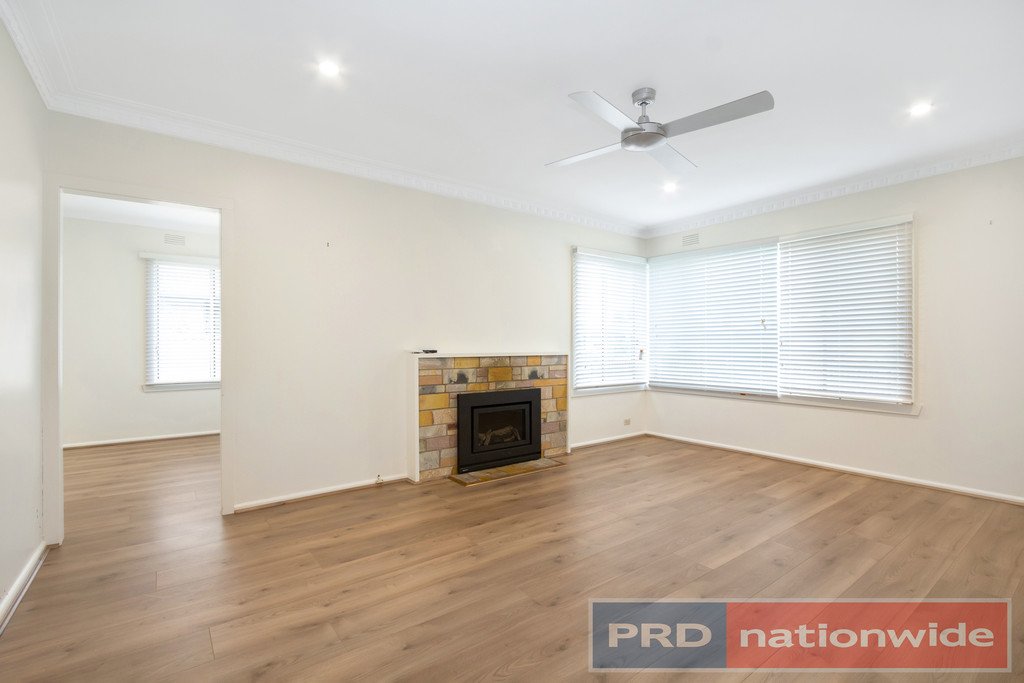 15 Cambridge Street WENDOUREE 4