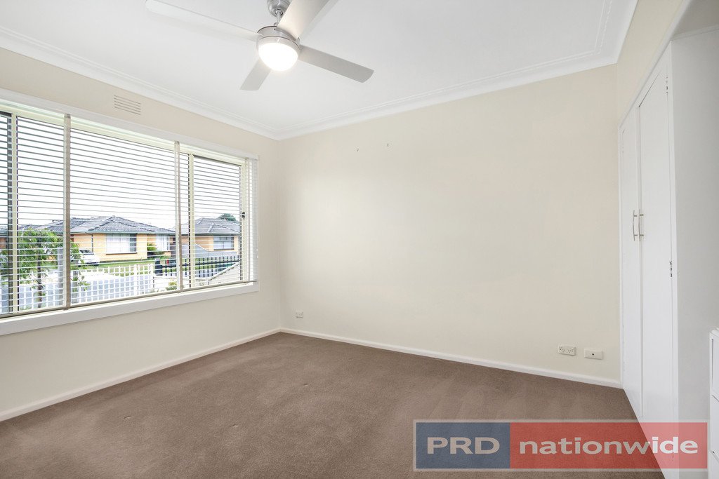 15 Cambridge Street WENDOUREE 5