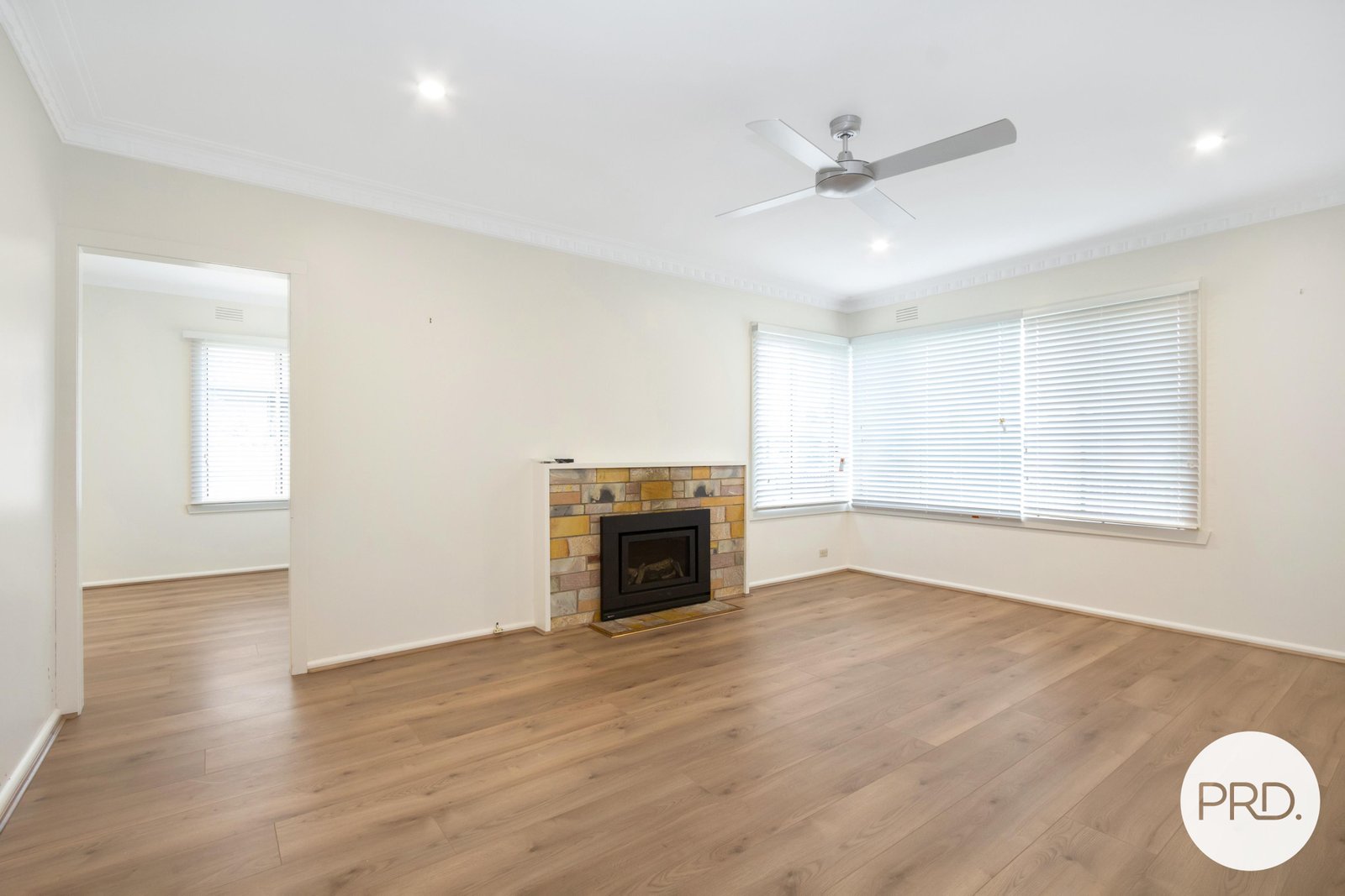 15 Cambridge Street WENDOUREE 2