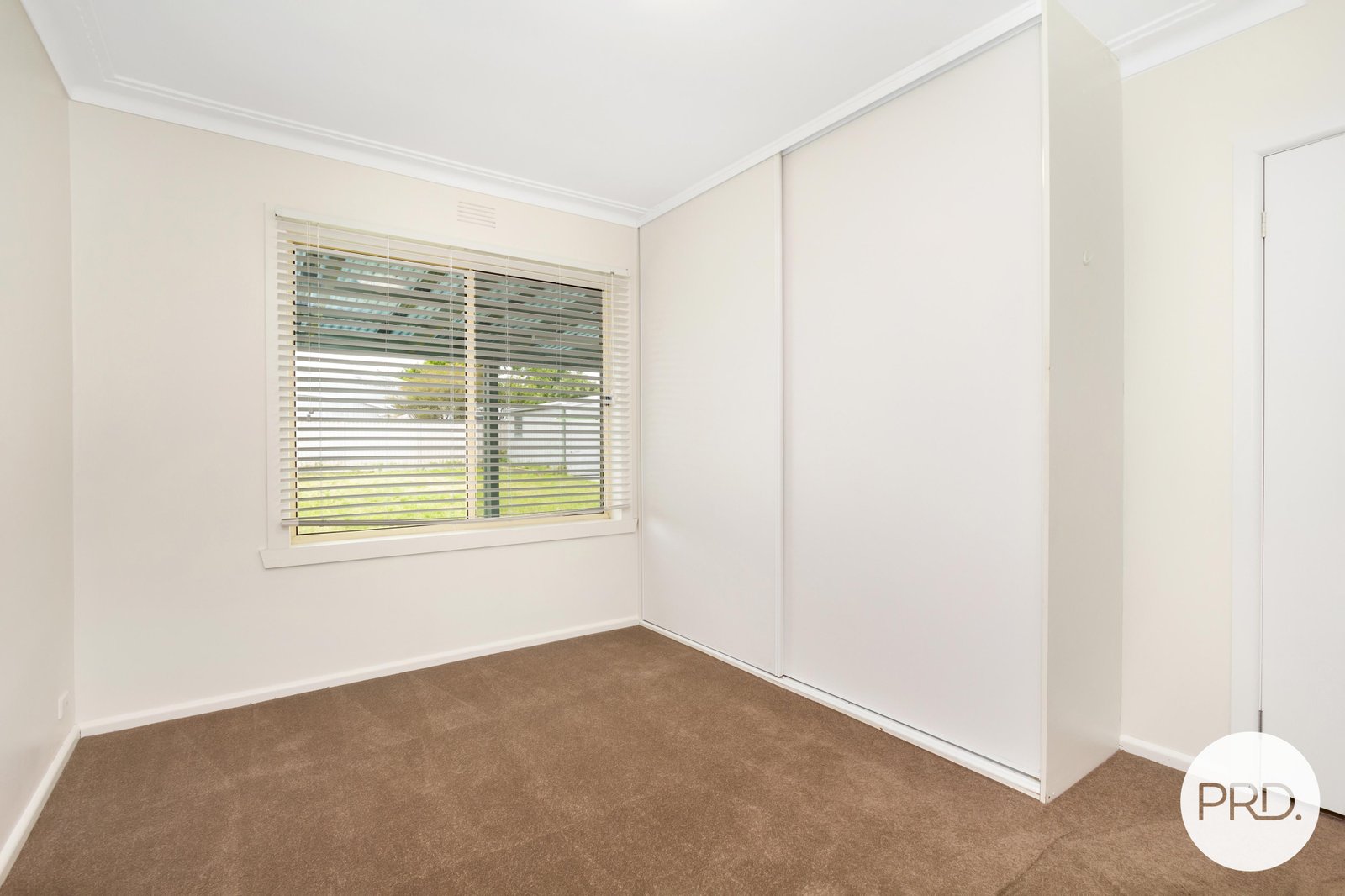 15 Cambridge Street WENDOUREE 6