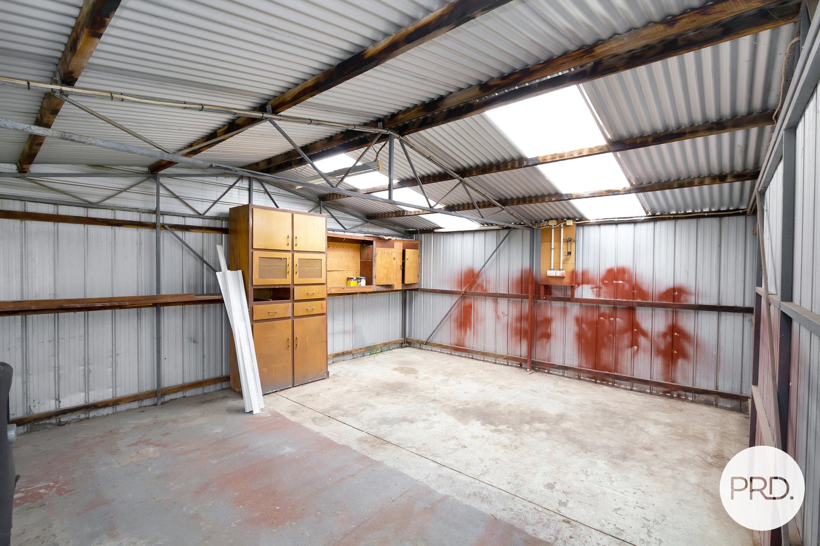 15 Cambridge Street WENDOUREE 9