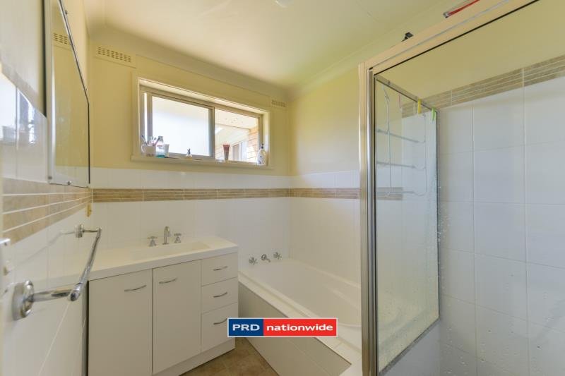 15 Campbell Road TAMWORTH 8