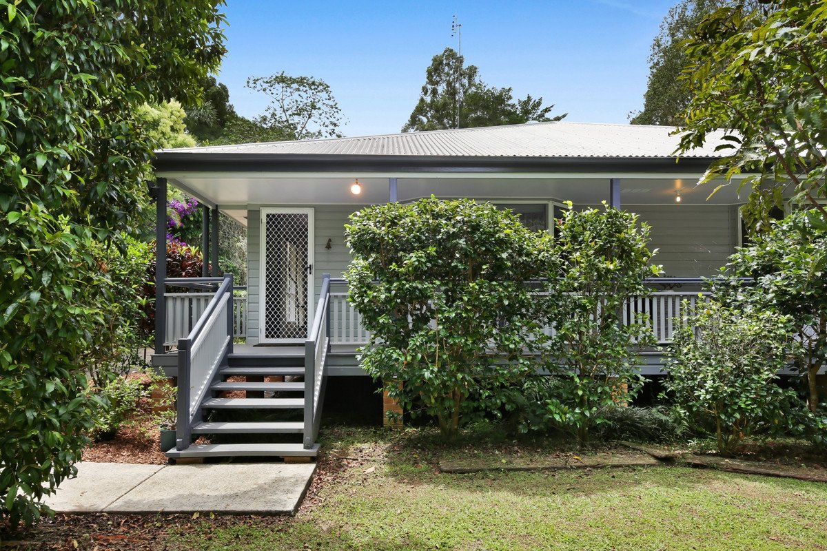 15 Camphorlaurel Court Tallebudgera Valley 19