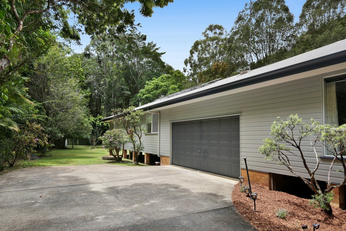 15 Camphorlaurel Court Tallebudgera Valley 7