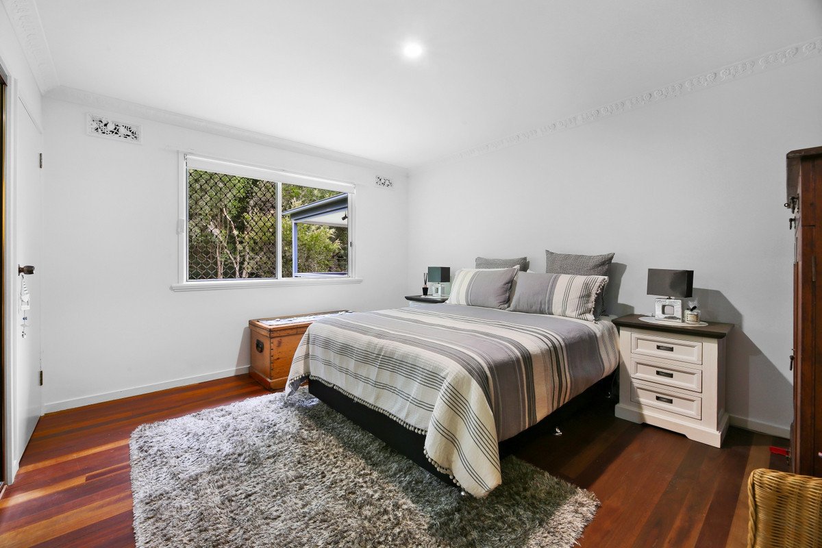 15 Camphorlaurel Court Tallebudgera Valley 12