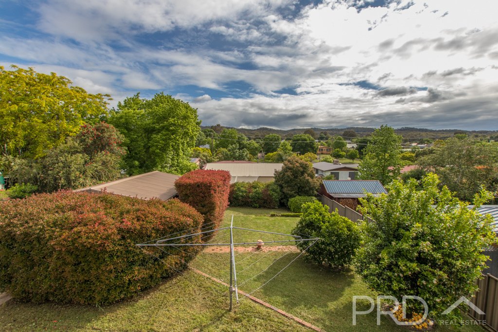 15 Cedar Crescent TUMUT 8