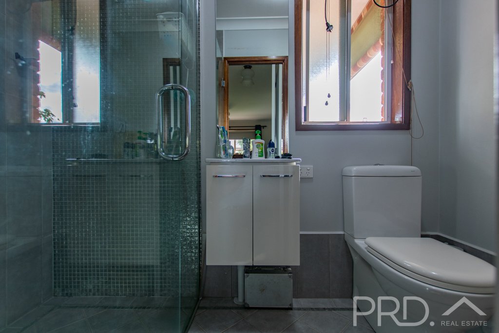 15 Cedar Crescent TUMUT 10