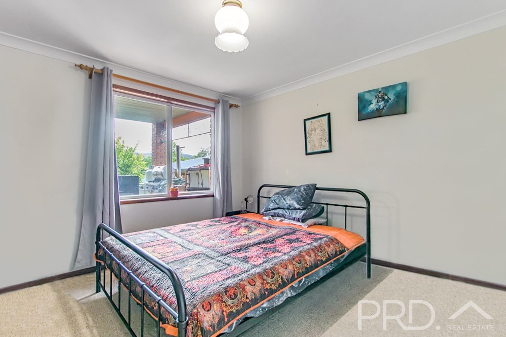 15 Cedar Crescent TUMUT 12
