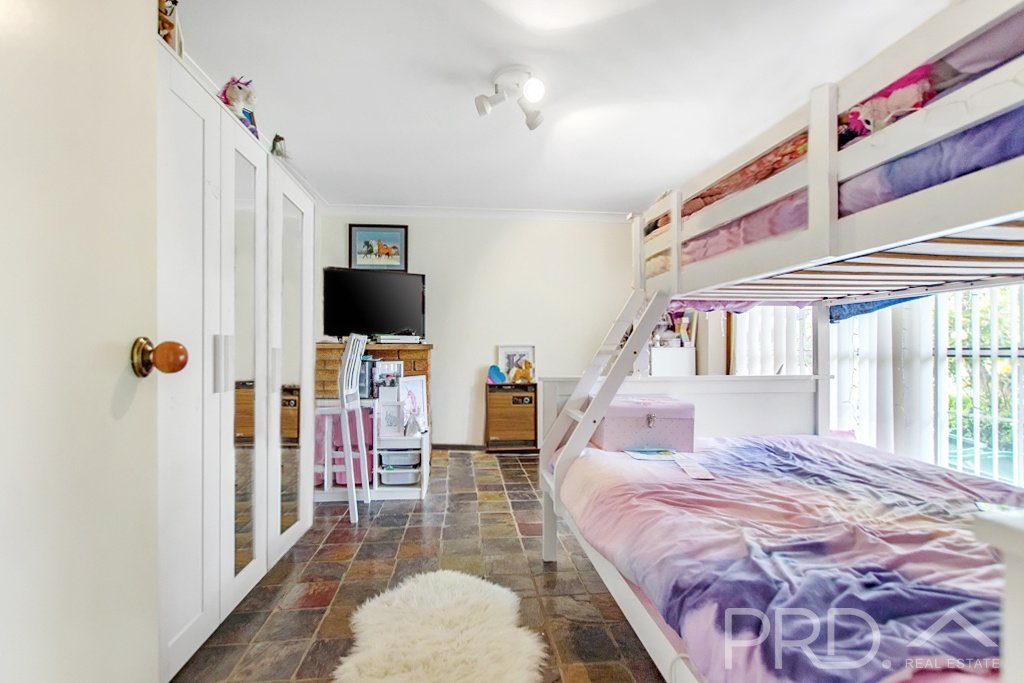 15 Cedar Crescent TUMUT 13