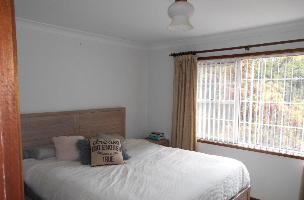 15 Cedar Crescent TUMUT 6