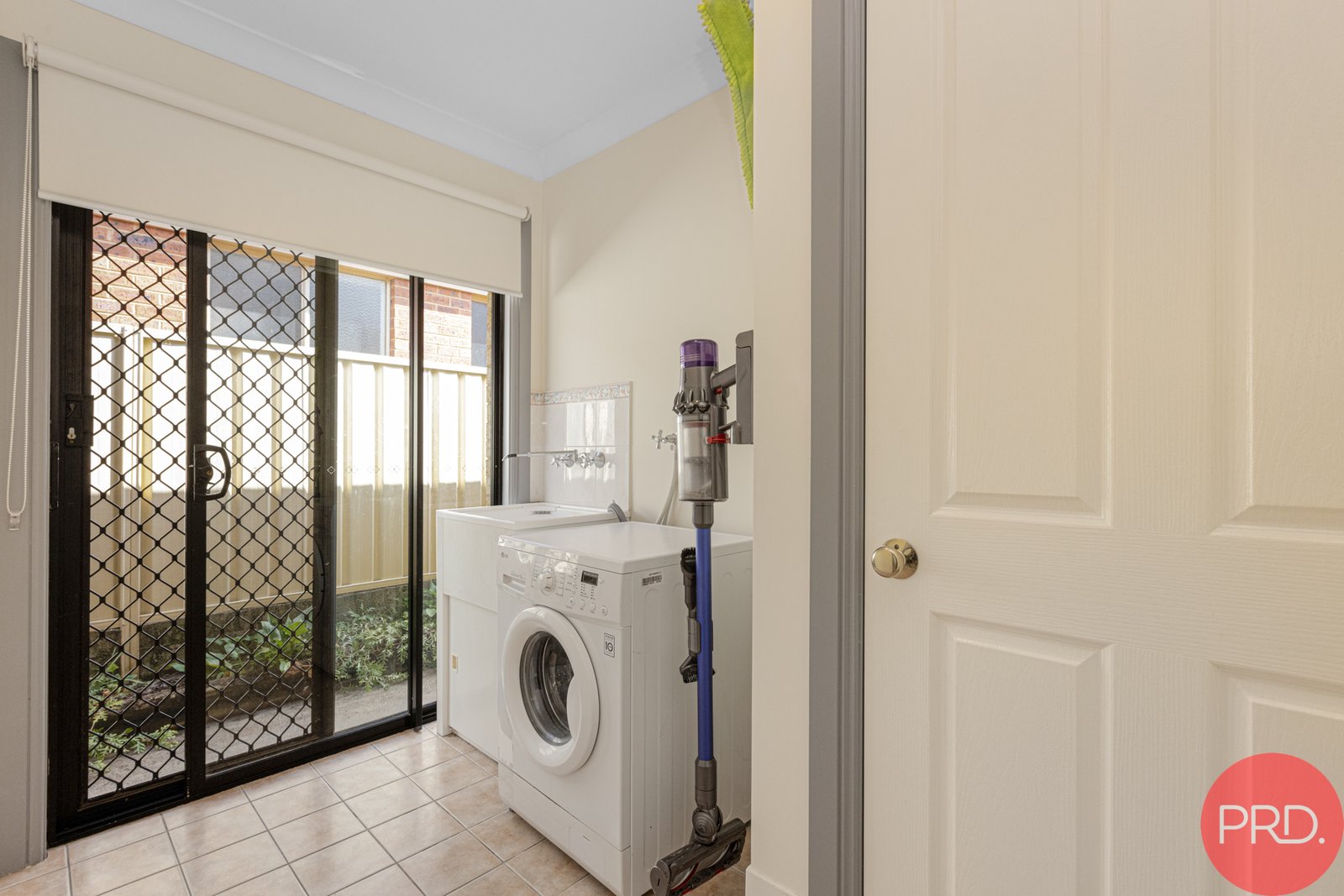 15 Cedar Wattle Close ABERGLASSLYN 16