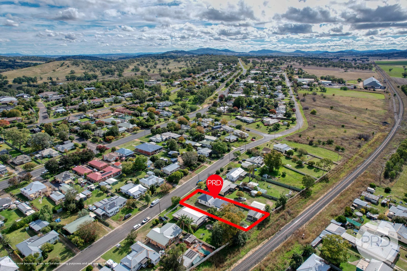 15 Centre Street QUIRINDI 27