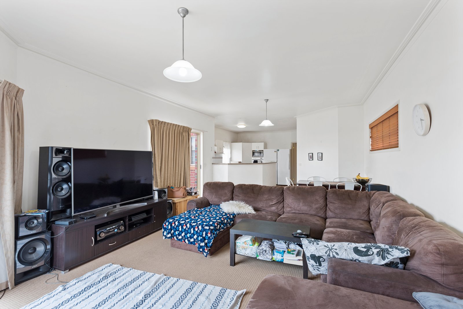 15 Chantelle Court KANGAROO FLAT 13