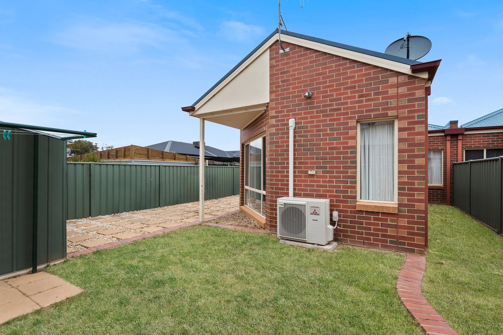 15 Chantelle Court KANGAROO FLAT 15