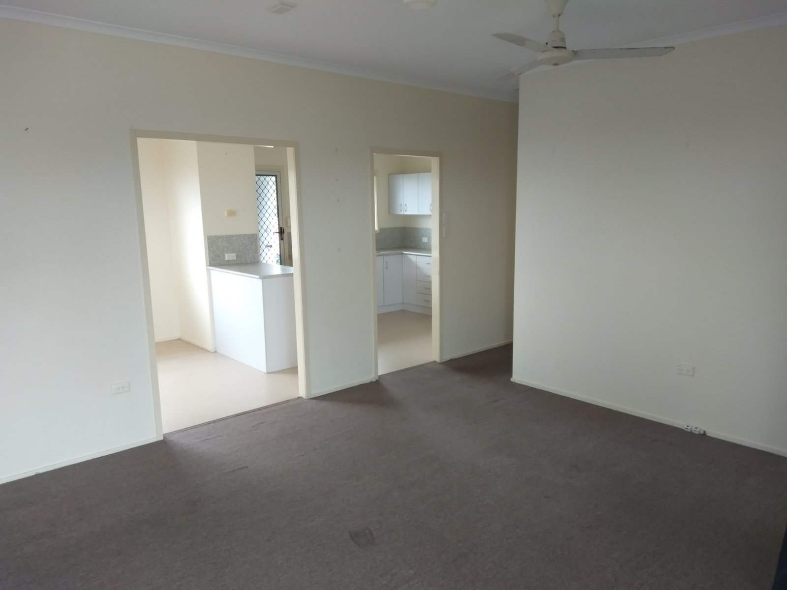 15 Chauvel  BOYNE ISLAND 18