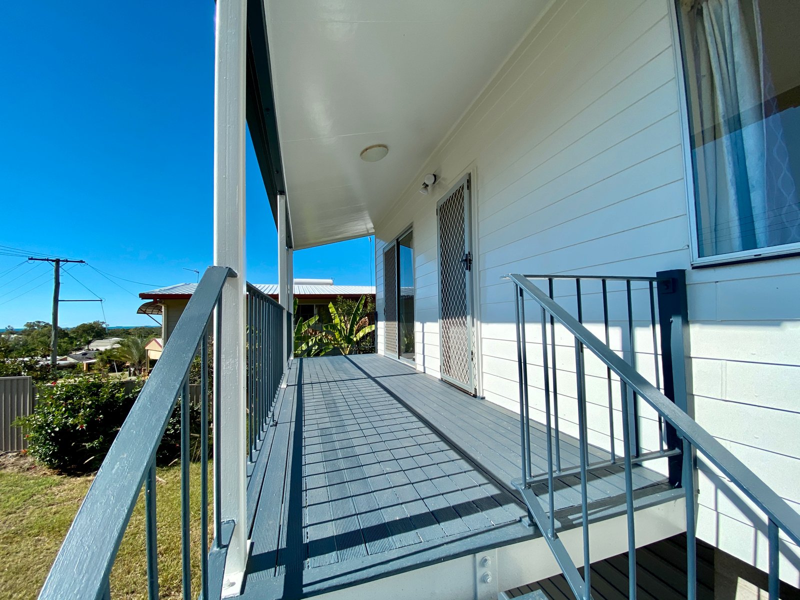 15 Chauvel  BOYNE ISLAND 21