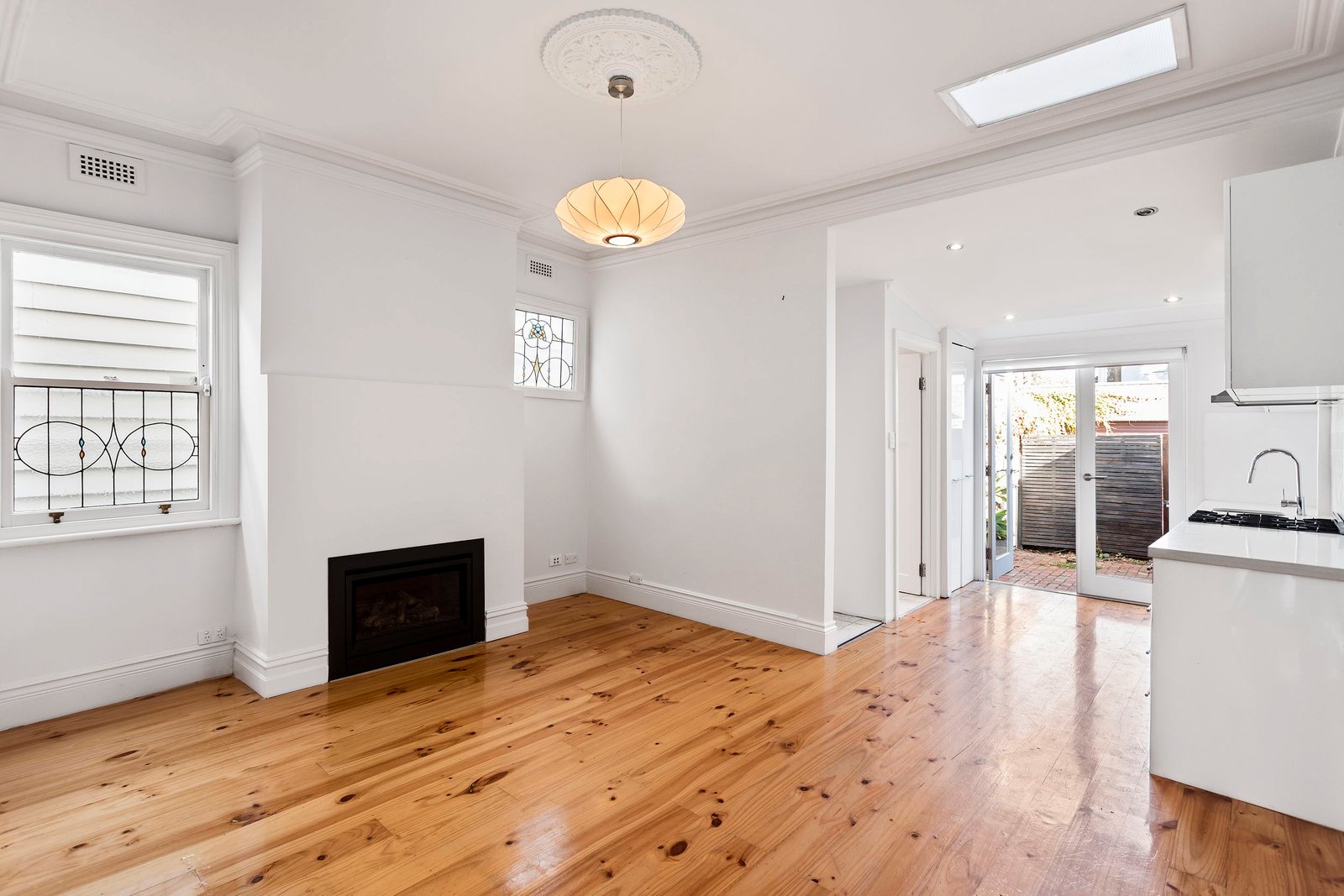 Real Estate and Property in 15 Chusan Street, Balaclava, VIC