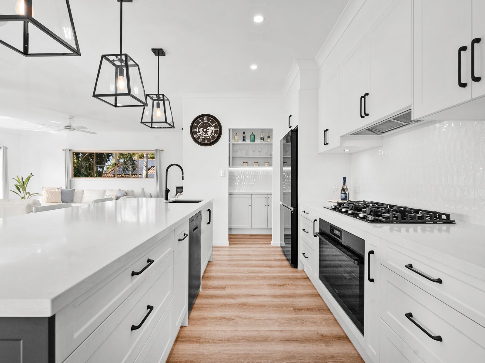 15 Clarke Street CUDGEN 2