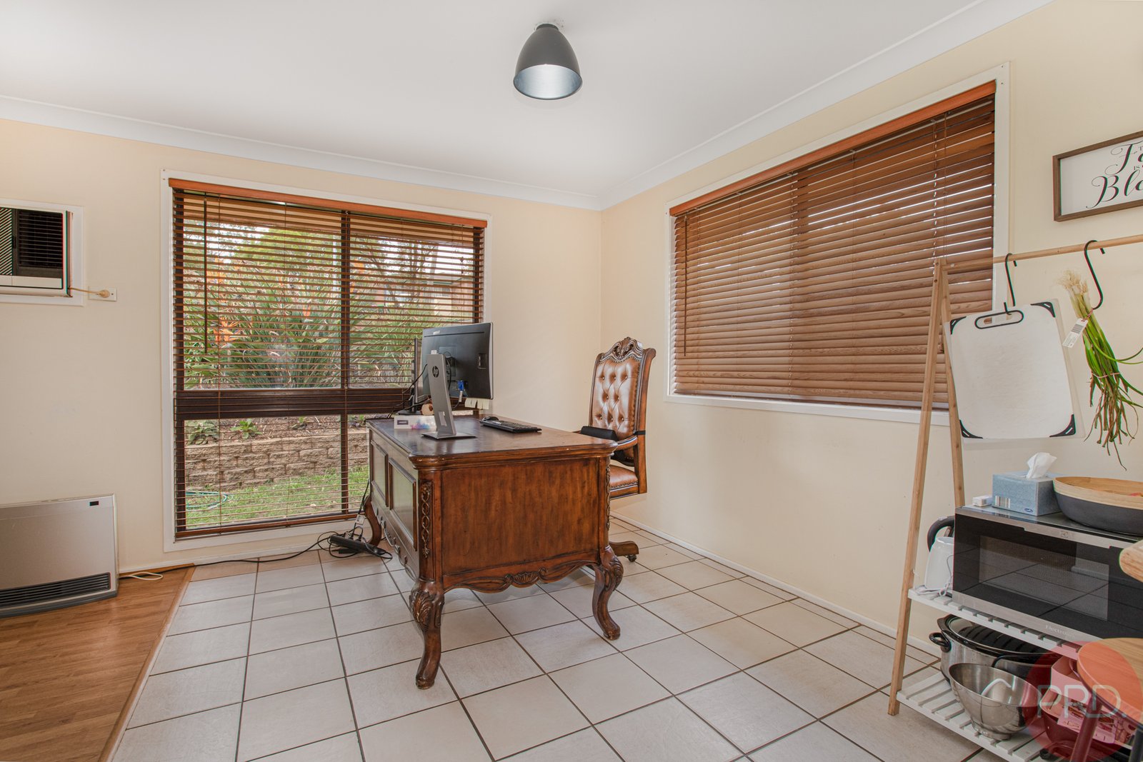 15 Clayton Crescent RUTHERFORD 4