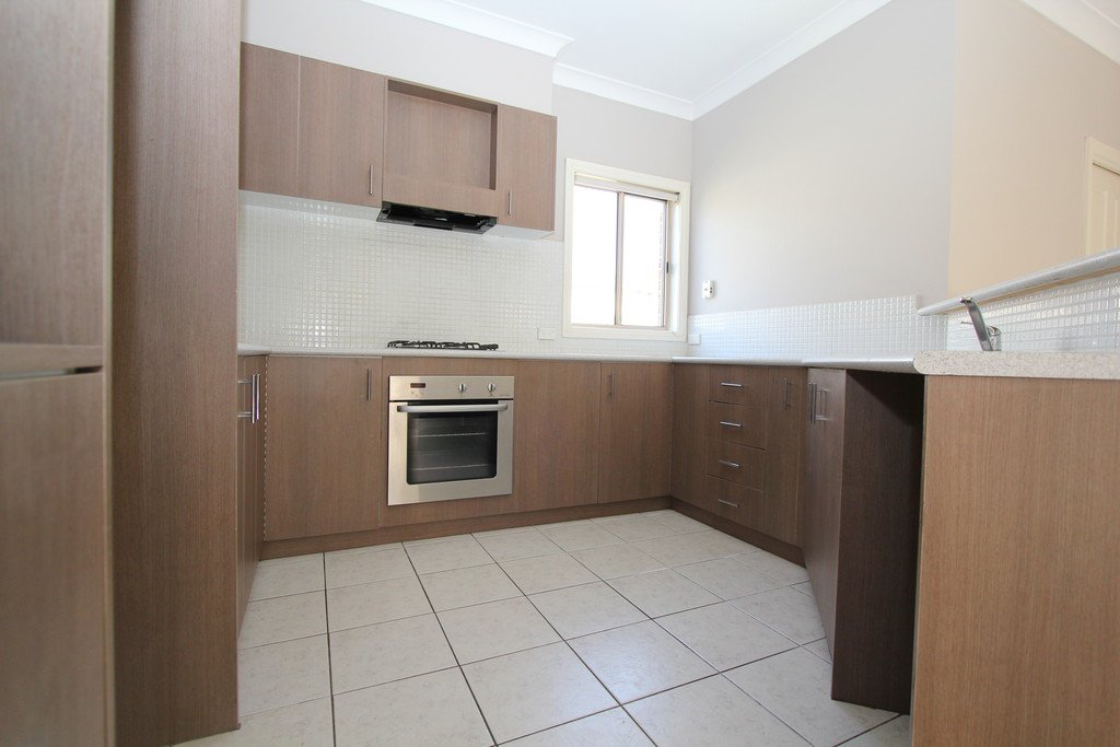 15 Clifton Street DELACOMBE 4